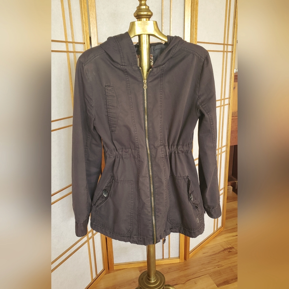 Bundle 5/$25 Size L Element Spring/Fall Jacket